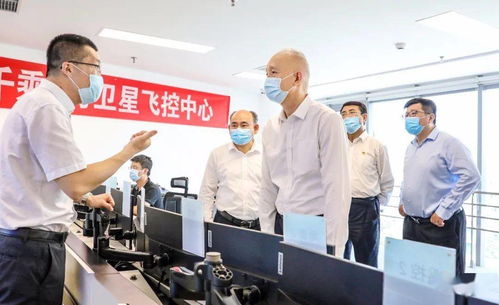 蔡奇调研中小微企业 问需求送服务，要求做好雪中送炭
